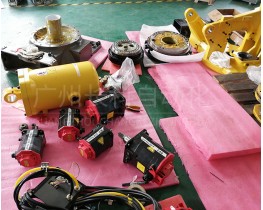 發(fā)那科機(jī)器人R-2000iC本體拆機(jī)件銷售：電機(jī)、減速器、平衡缸……