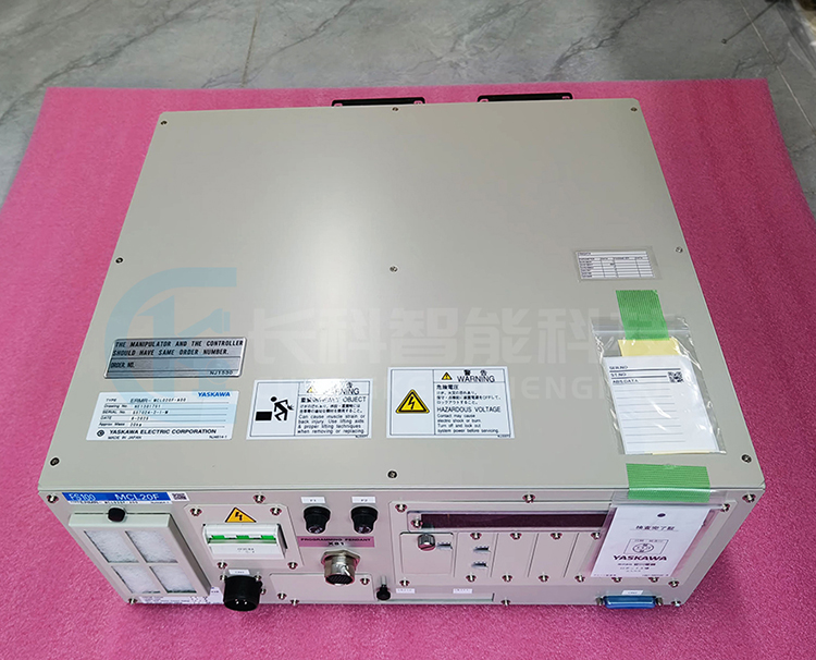 安川FS100控制器ERMR-MCL020F-A00 安川FS100控制器ERMR-MCL020F-A00